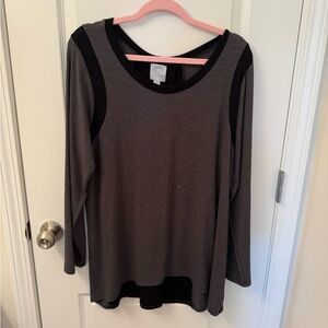 Gray and Black Women's Top